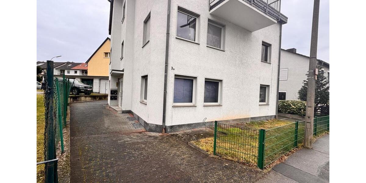 Dachgeschoßwohnung Niederkassel - 2 Zimmer, 40 m&sup2;, 550&euro; | Angebot:25355977