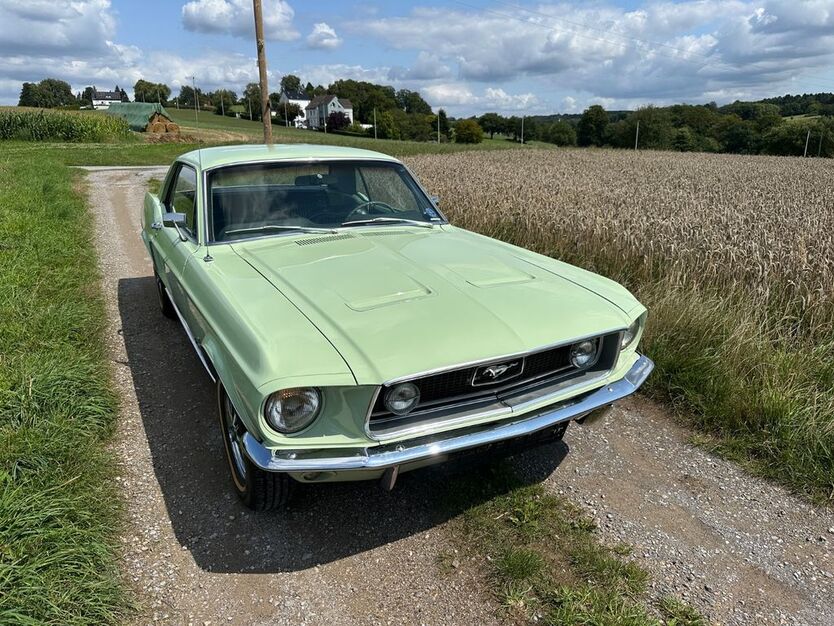 Ford Mustang 60.000 km 22.500 € Solingen 42699