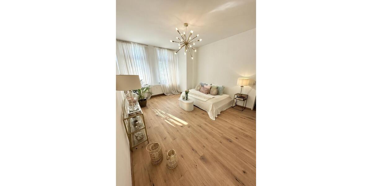 Etagenwohnung Düsseldorf Flingern Süd - 1 Zimmer, 38 m&sup2;, 1.650&euro; | Angebot:26122134