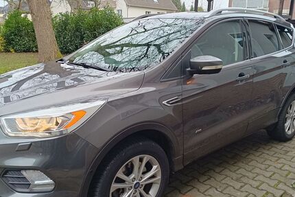 Ford Kuga 117.250 km 10.990 &euro; Leverkusen 51381