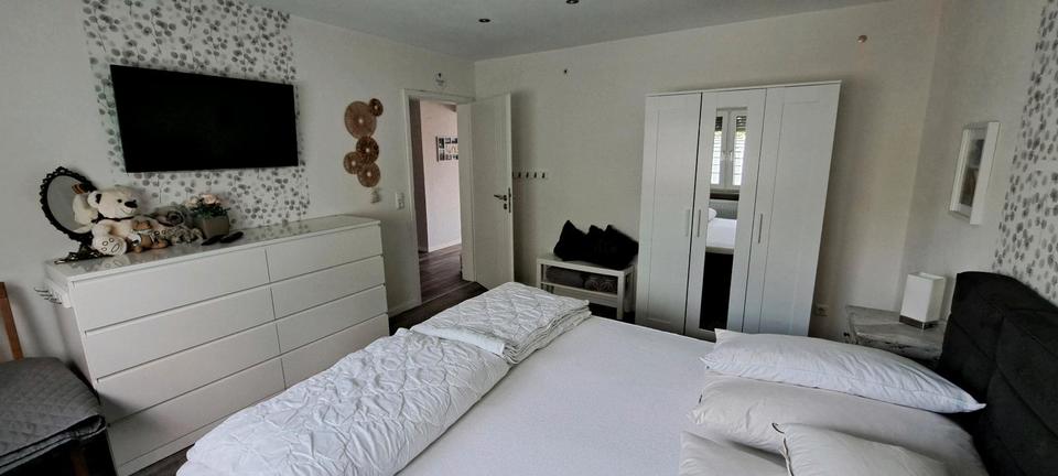 Etagenwohnung Bedburg - 2 Zimmer, 62 m&sup2;, 1.300&euro; | Angebot:26717855