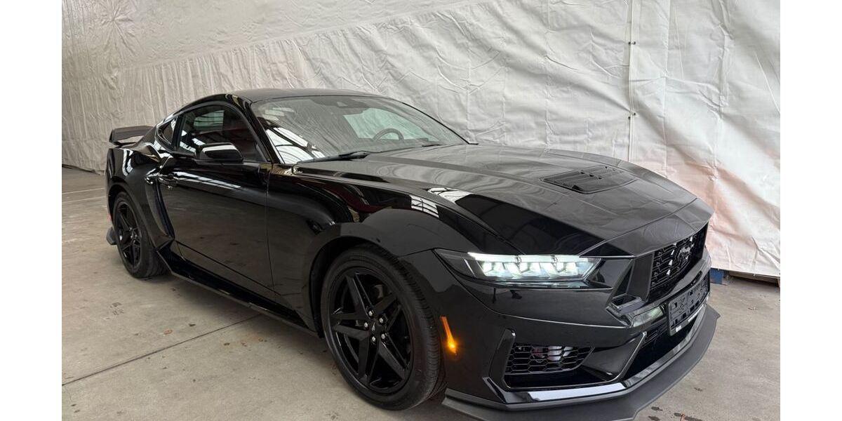 Ford Mustang 7.600 km 38.900 &euro; Düsseldorf 40589