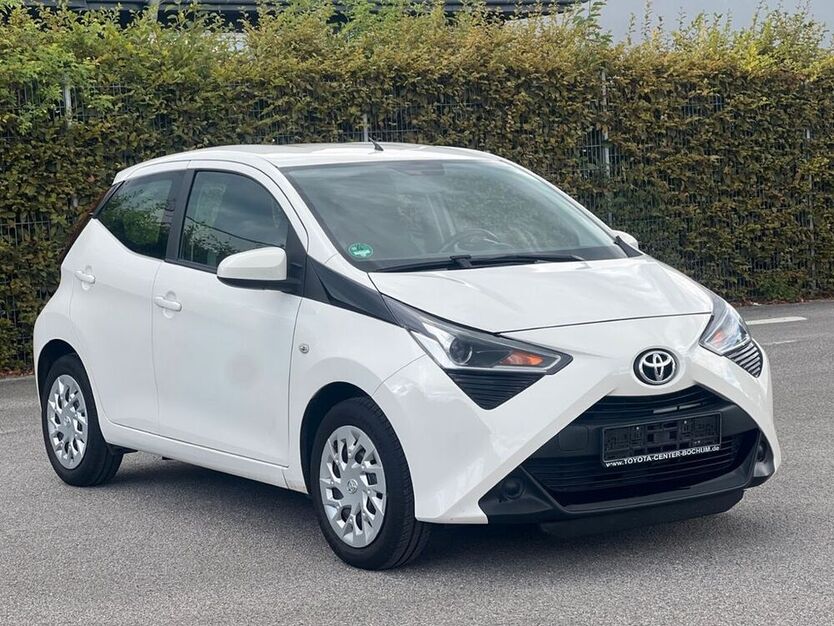 Aygo (X)