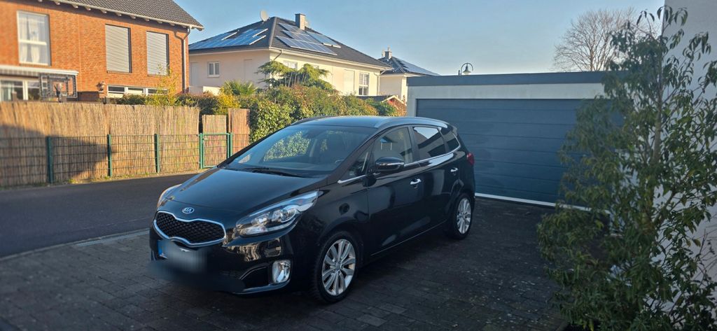Kia Carens 114.300 km 10.000 &euro; Niederkassel 53859