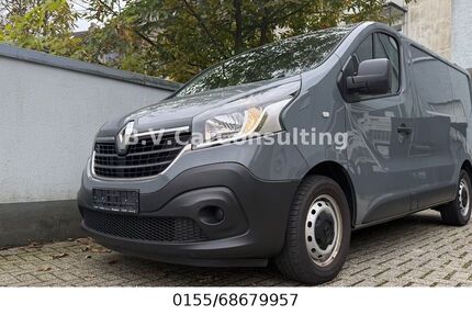 Renault Trafic 61.700 km 18.998 &euro; Remscheid 42859
