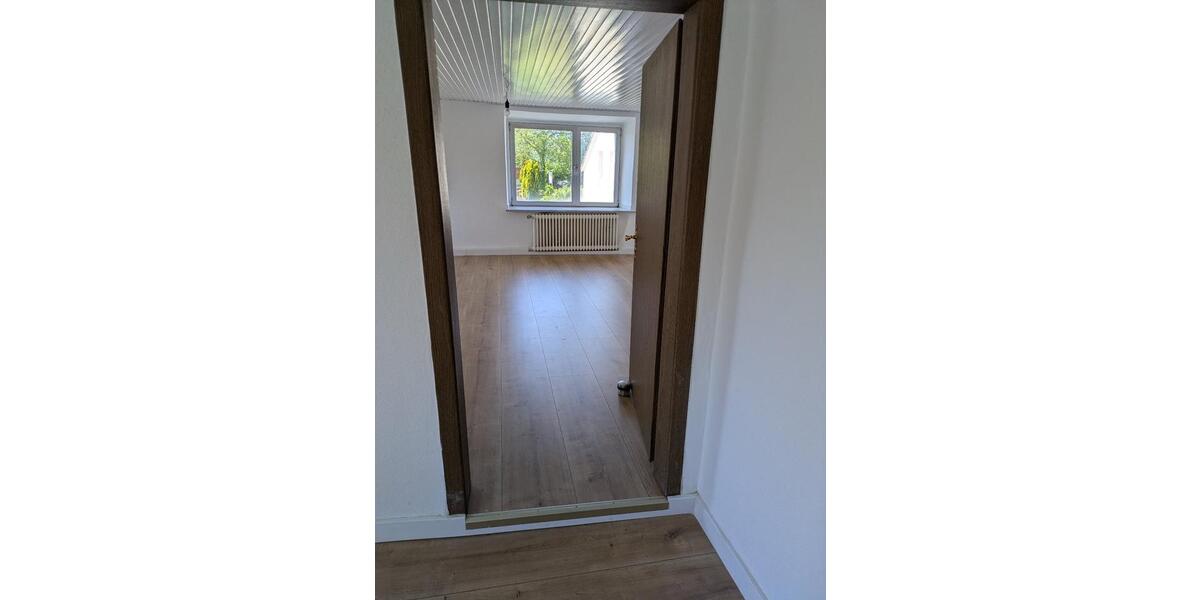Einfamilienhaus Hilden - 6 Zimmer, 160 m&sup2;, 500.000&euro; | Angebot:26729914