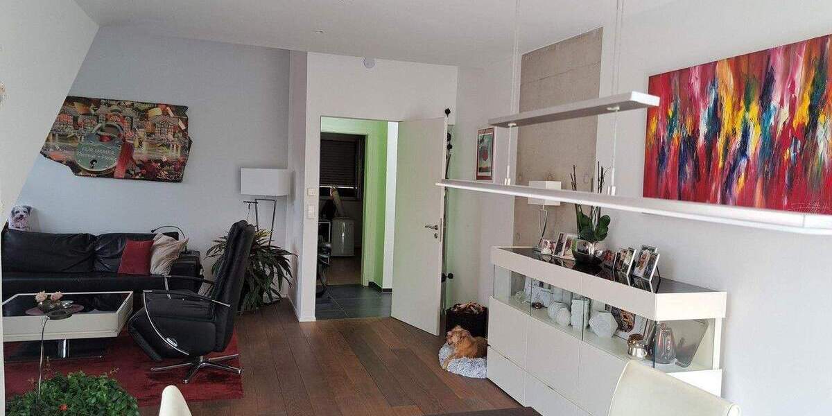 Schicke 4-Zimmer mit Dachterrasse - am Naturschutzgebiet Wiembach - provisionsfrei 4 zimmer