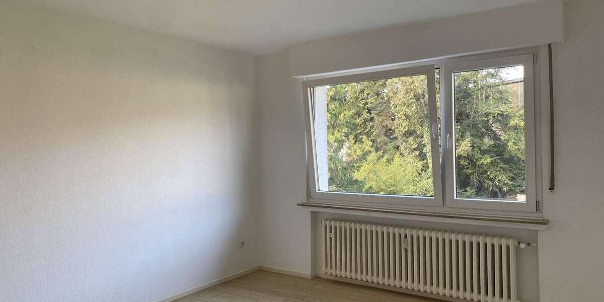 Etagenwohnung Bergisch Gladbach - 3 Zimmer, 63 m&sup2;, 587&euro; | Angebot:26928950