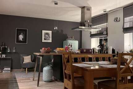 Wohnung zum Mieten in Siegburg 1.260 € 90 m² 3 zimmer