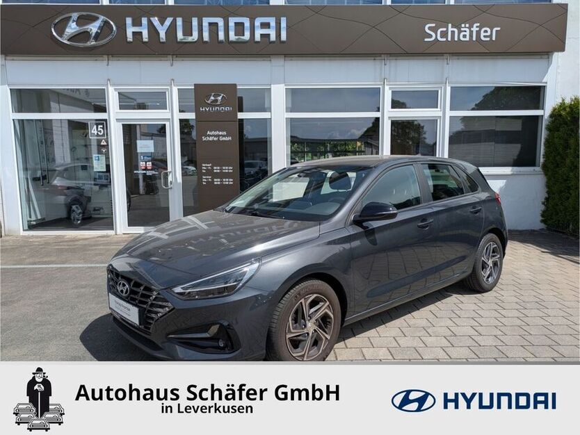 i30