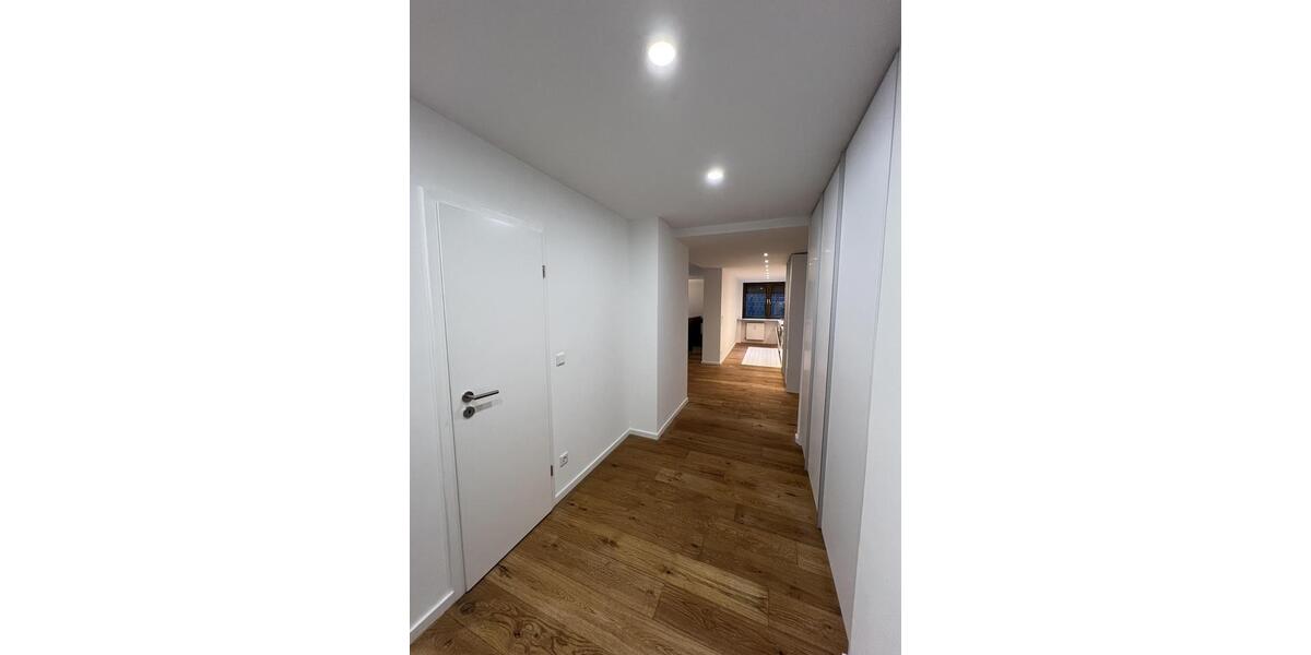 Möblierte Premiumwohnung mit Garten in Düsseltal – All-Inclusive Miete mit Pool & Sauna 2 zimmer