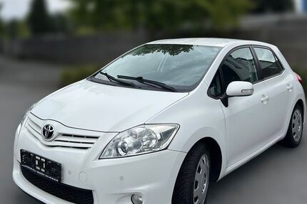 Toyota Auris 96.169 km 7.000 € Solingen 42655