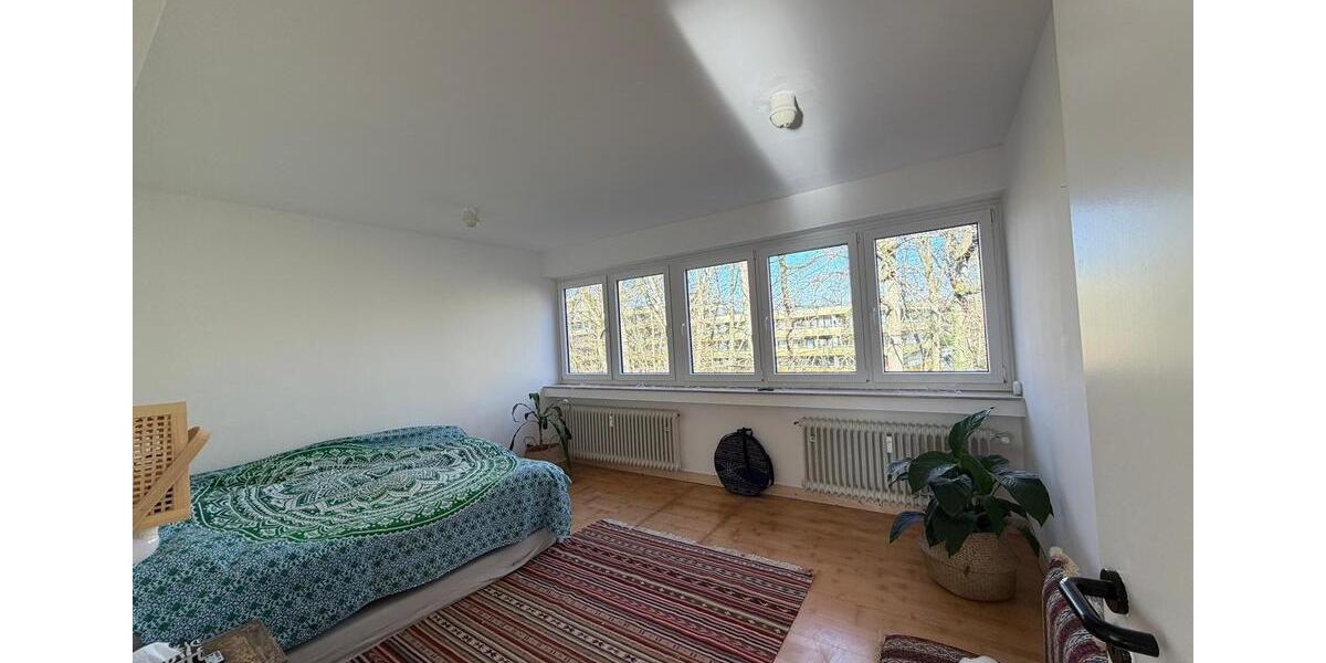 Etagenwohnung Bergisch Gladbach Paffrath - 4 Zimmer, 114 m&sup2;, 1.285&euro; | Angebot:25547462