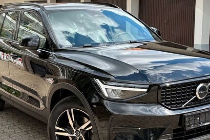 Volvo XC40 130.000 km 23.840 &euro; Düsseldorf 40468