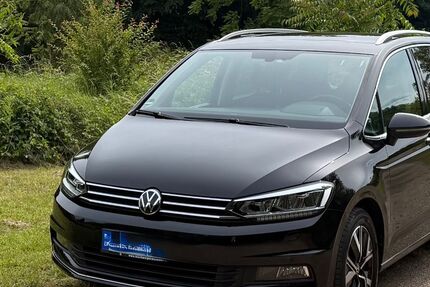 VW Touran 54.600 km 22.900 &euro; Hürth 50354