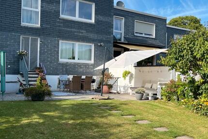 Familienidyll in Solingen Gräfrath ohne Maklergebühren von Privat 4 zimmer