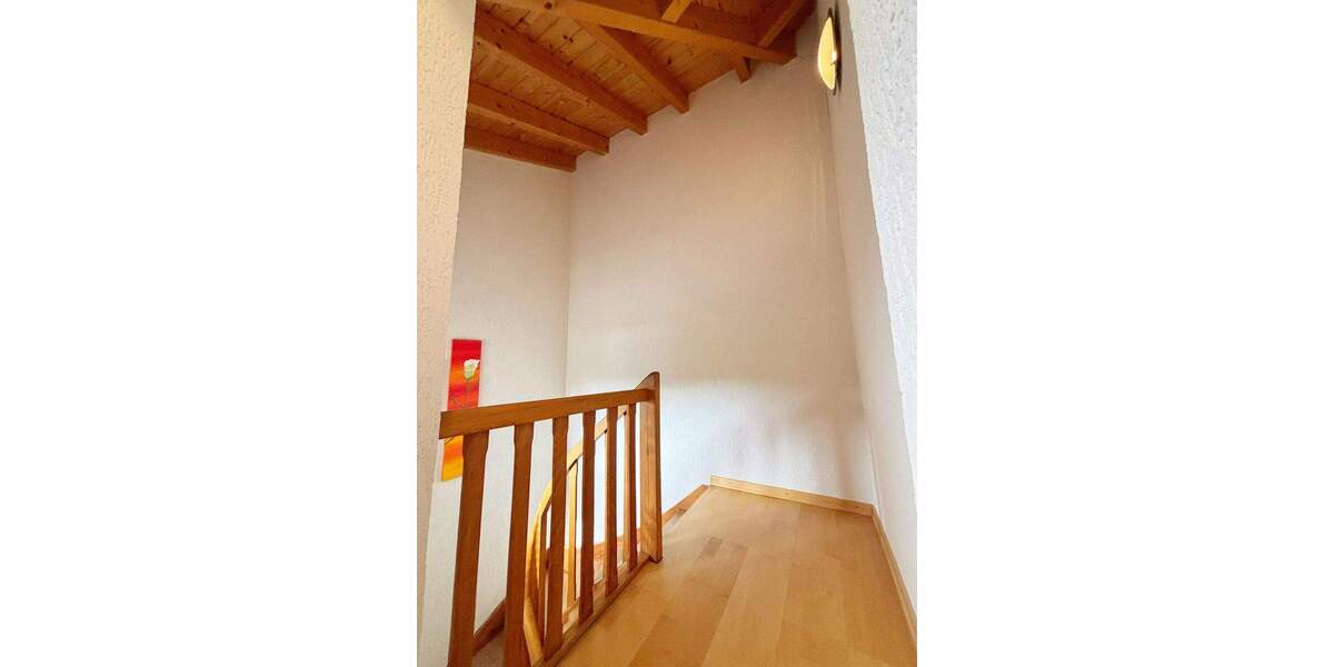 Einfamilienhaus mit großzügiger Ausbaumöglichkeit 6 zimmer