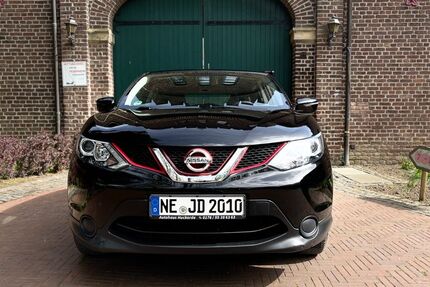 Nissan Qashqai 123.000 km 8.599 &euro; Neuss 41469