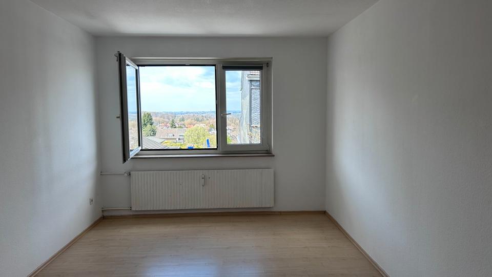 Etagenwohnung Wermelskirchen - 2 Zimmer, 69 m&sup2;, 715&euro; | Angebot:26130748