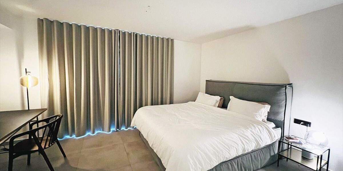 Luxuriös möblierte 2-Zimmer-Wohnung mit großem Balkon im begehrten Oberkassel 2 zimmer