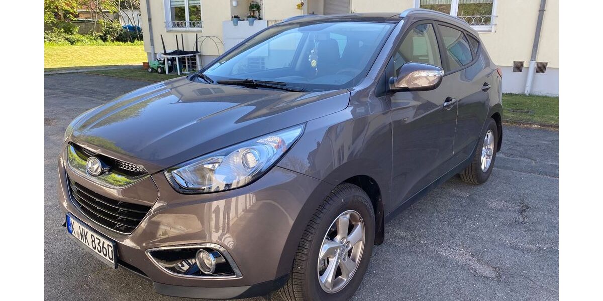 Hyundai ix35 93.000 km 11.000 € Leverkusen 51373