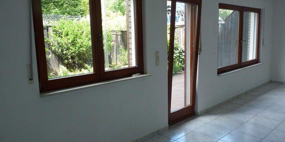 Mehrfamilienhaus, Wohnhaus Pulheim Stommeln - 6 Zimmer, 227 m&sup2;, 850.000&euro; | Angebot:25142662