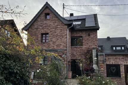 Haus zum Kaufen in Troisdorf 629.000 € 140 m² 6 zimmer