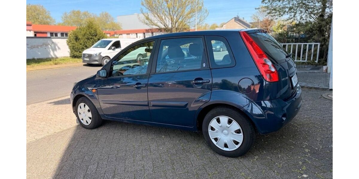Ford Fiesta 195.000 km 1.900 &euro; Köln 50968