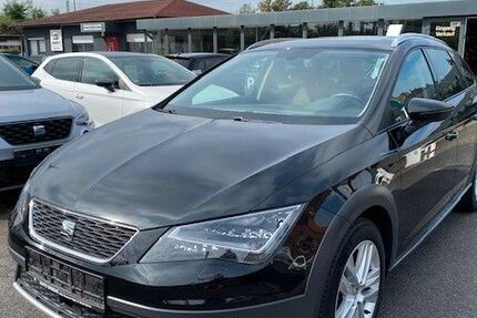 Seat Leon 59.200 km 16.900 € Köln 50677