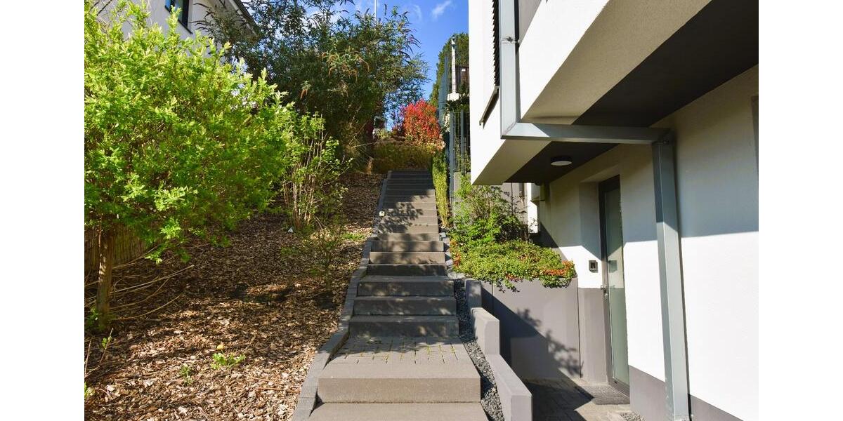 Terrassenwohnung Leverkusen Opladen - 2 Zimmer, 135 m&sup2;, 1.980&euro; | Angebot:26237032