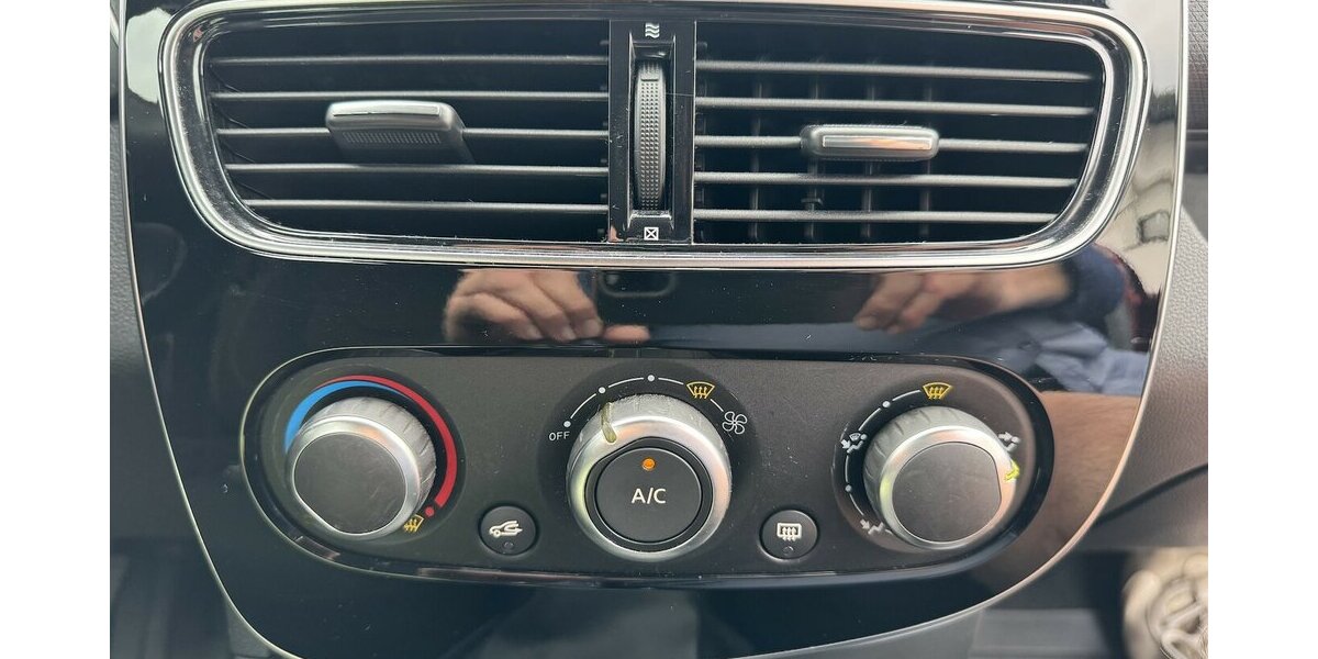 Renault Clio 1.2 75 Limited Klima Navi Kamera GARANTIE 75.000 km 8.000 &euro; Erftstadt 50374