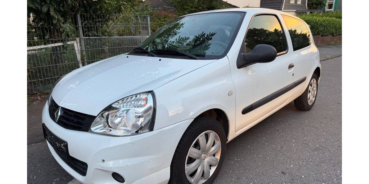 Renault Clio 122.771 km 1.990 &euro; Remscheid 42857