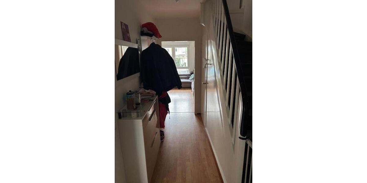 Reihenhaus Köln Innenstadt - 6 Zimmer, 135 m&sup2;, 2.800&euro; | Angebot:25252021