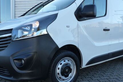 Opel Vivaro 64.900 km 14.950 &euro; Solingen 42699