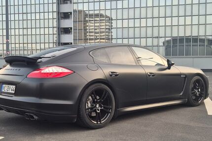 Porsche Panamera 168.000 km 26.300 &euro; Neuss 41462