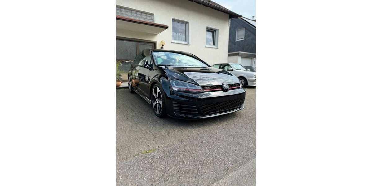 VW Golf 162.000 km 12.000 &euro; Lindlar 51789