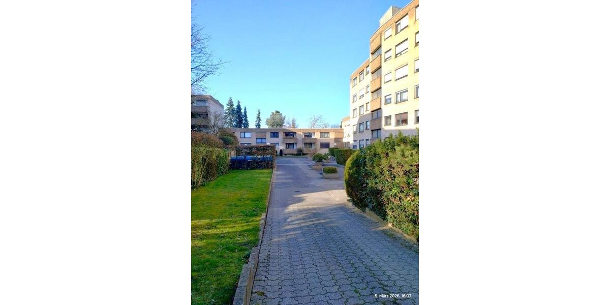 Waldrandlage von Frechen-Königsdorf - gut geschnittene 2,5-Zimmer Wohnung mit Balkon - Etagenwohnung Frechen Königsdorf | Angebot:25874456