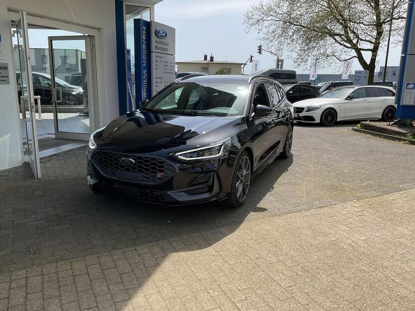 Ford Focus 13.000 km 39.990 € Wipperfuerth 51688