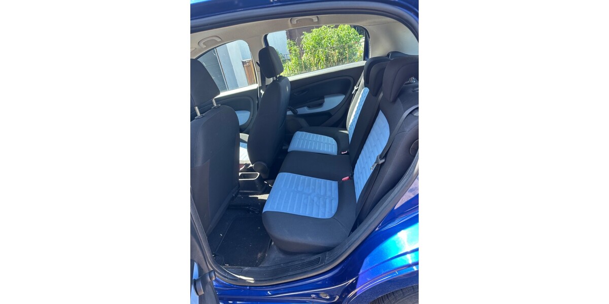 Fiat Grande Punto 120.000 km 3.300 &euro; Brühl 50321