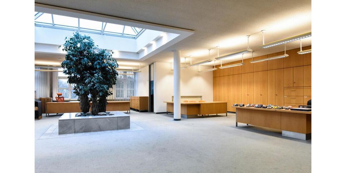 Besonder Fläche für Büro oder Praxis perfekt gelegen in Solingen-Wald.TEILBAR! zimmer