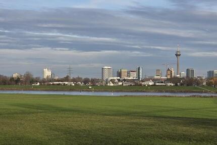 Top Appartement mit Balkon am Neusser Rheinpark-Center 1 zimmer