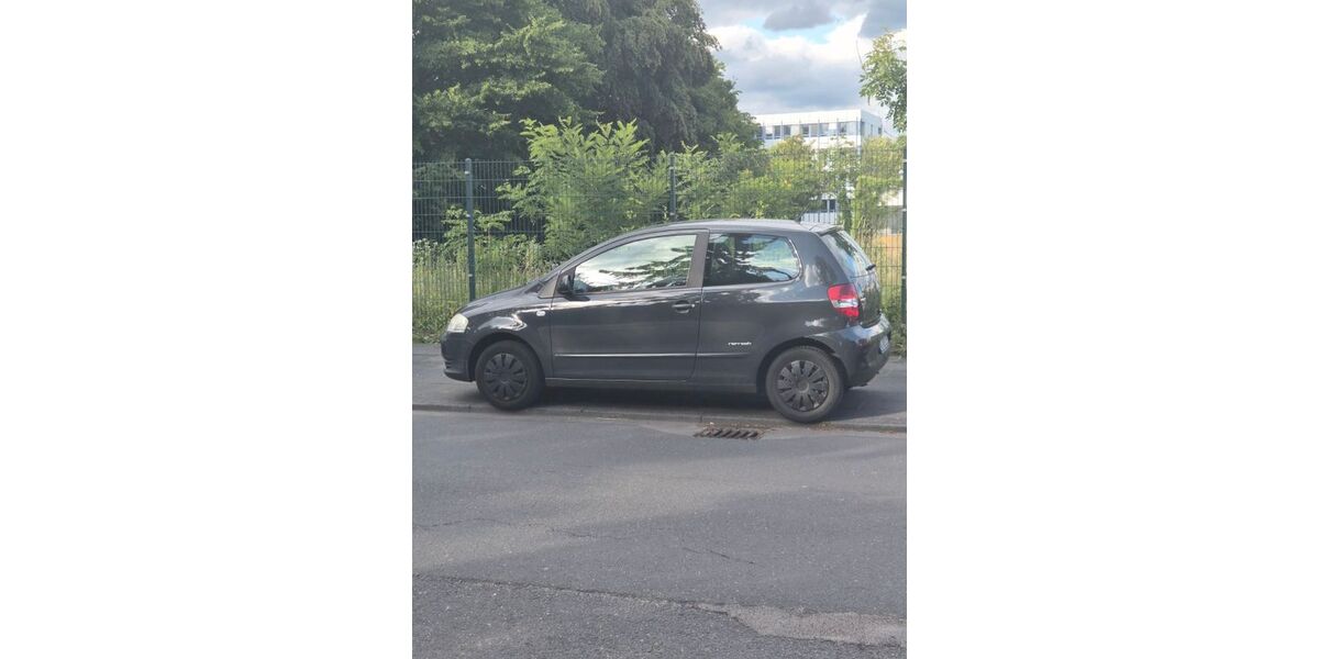VW Fox 63.000 km 2.900 &euro; Köln 50996