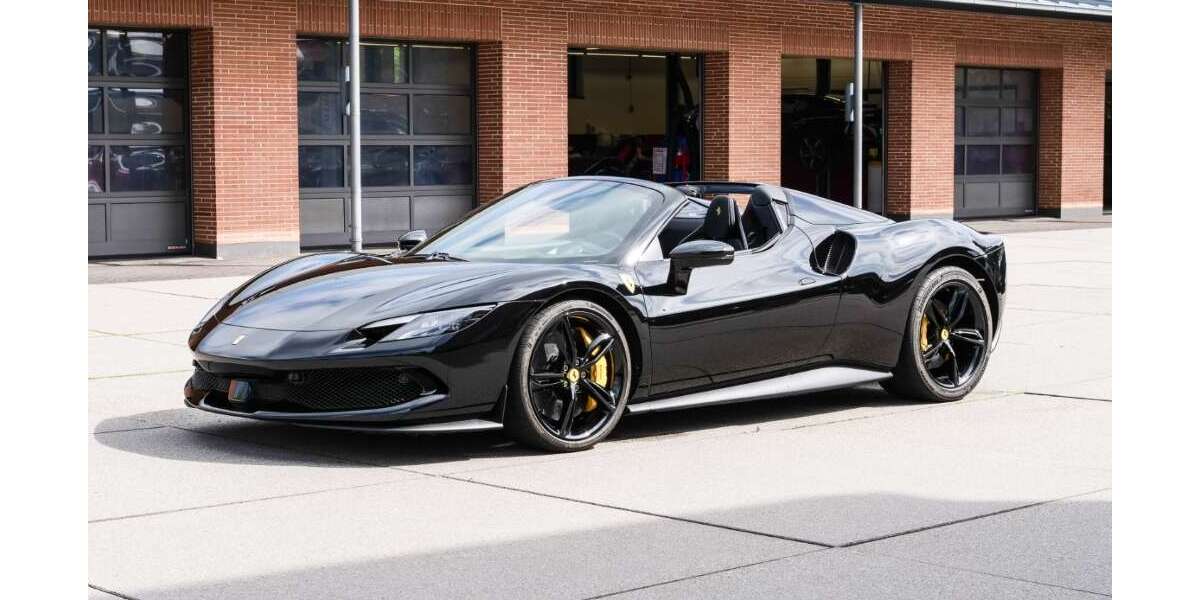 Ferrari 296 3.777 km 309.780 &euro; Köln 50858