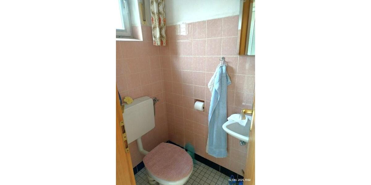 Gute Gelegneheit Großzügig geschnittenes Reihenendhaus mit Balkon, schönem Garten und Garage 6 zimmer