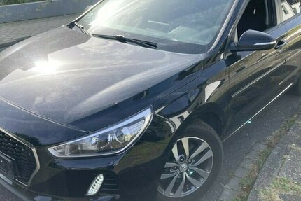 Hyundai i30 1.6CRDi Aut.Navi.Klima.Temp.Kam.EU6.GARANTIE