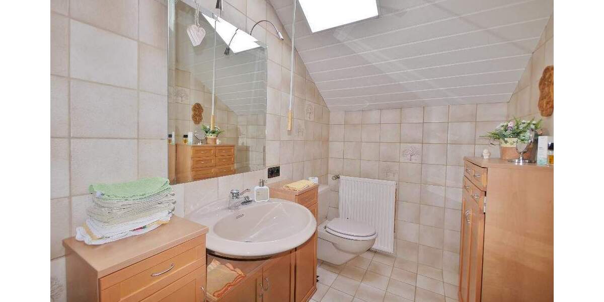 Mehrfamilienhaus, Wohnhaus Haan - 1 Zimmer, 272 m&sup2;, 690.000&euro; | Angebot:25402006