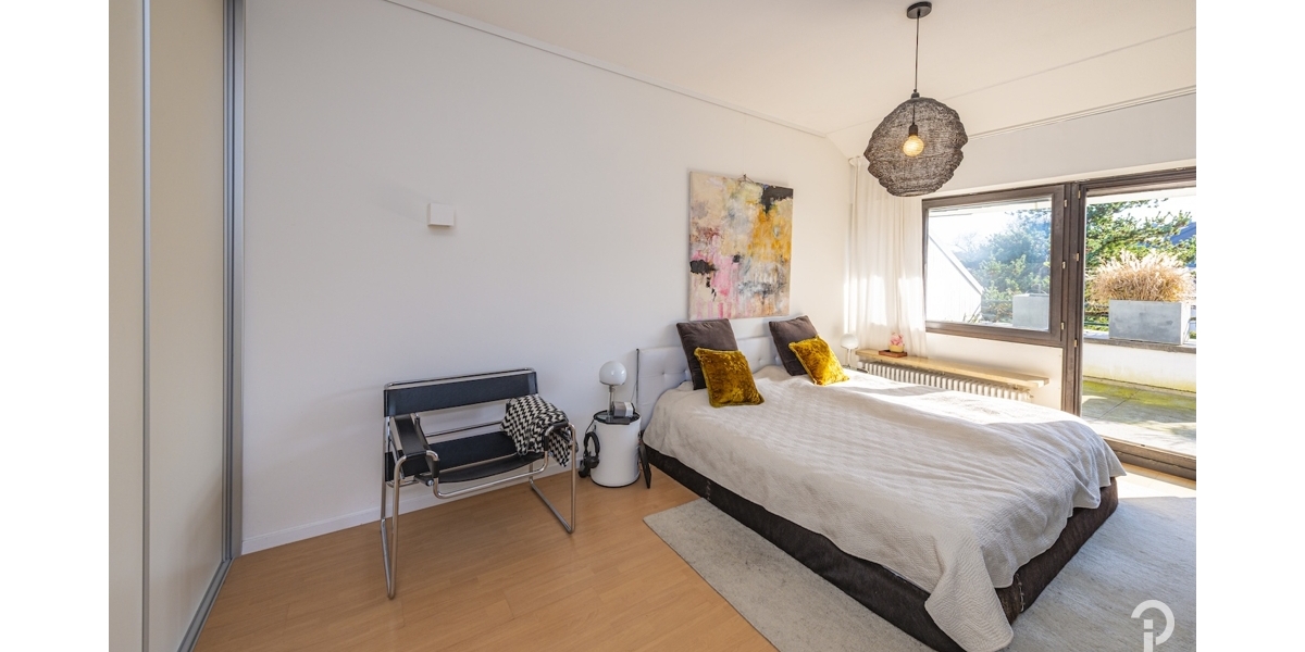 Charmantes Split-Level-Reihenendhaus in unmittelbarer Rheinnähe im Herzen von Düsseldorf-Benrath - Reihenendhaus Düsseldorf Stadtbezirk 9 | Angebot:27007603