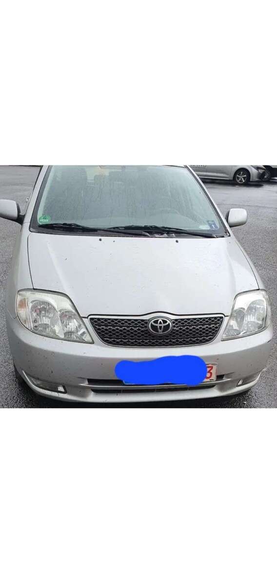 Toyota Corolla 83.000 km 6.000 € Siegburg 53721