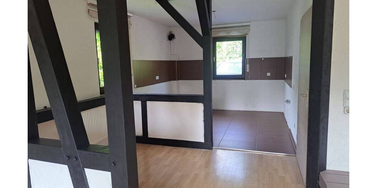 Mehrfamilienhaus, Wohnhaus Kürten - 7 Zimmer, 186 m&sup2;, 350.000&euro; | Angebot:20962648