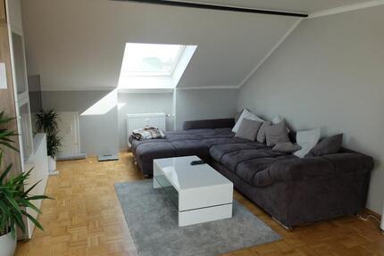 Schöne 60qm große 2 Zimmer Eigentumswhg. im DG in Heppendorf